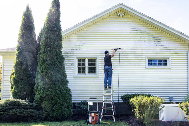 Best Animal Enclosure Cleaning  in Madisonville, TX